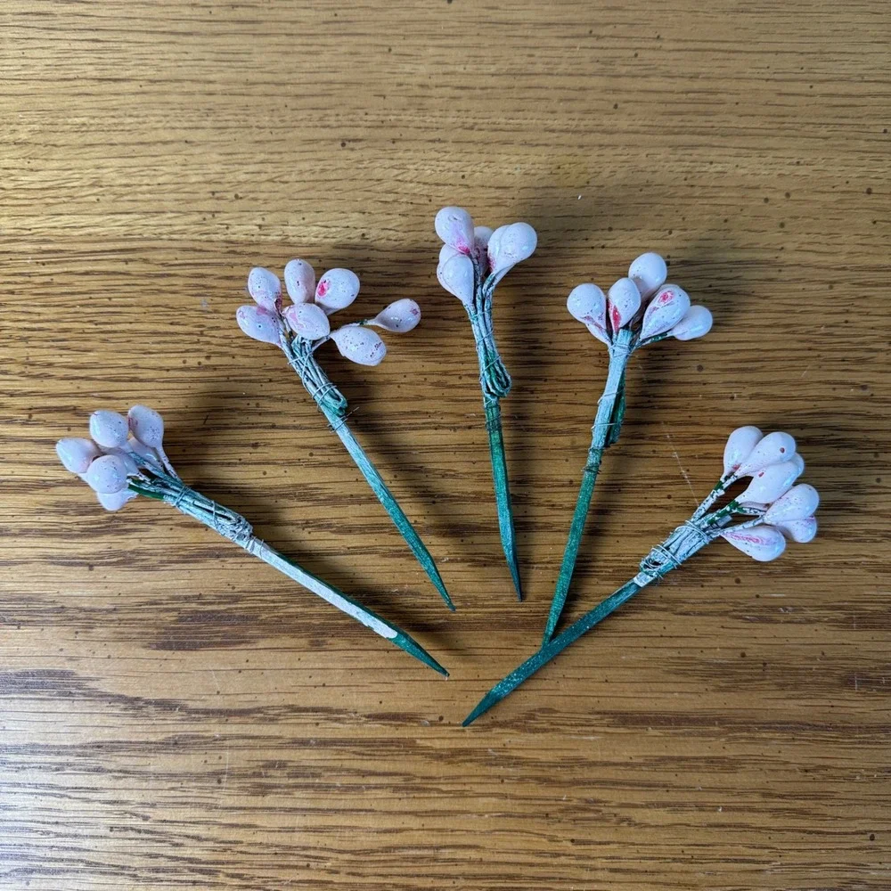 5 Piece Light Pink Berry Picks Stems Craft Floral Arrangement Embellishment‎